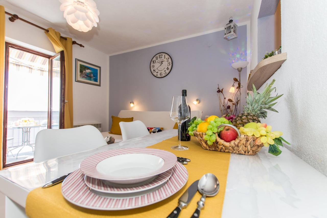 Seaview Apartment Slavica Brela Exterior foto